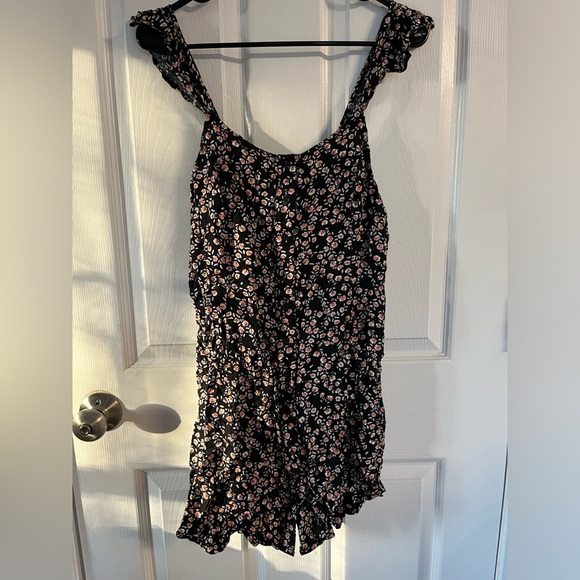 Ladies Women’s Mossimo Smocked Back Sleeveless Ruffle Black Floral Sundress Med - Picture 1 of 5